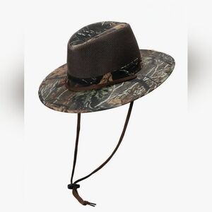NWOT Turner Hats Aussie Camo - Size Large